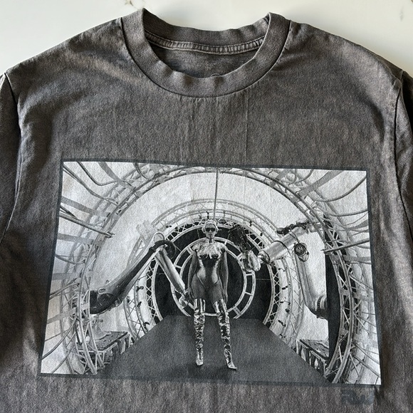 Beyoncé Official Renaissance Merch - Picture 3 of 5